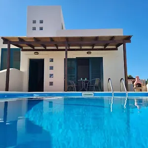  Сasa de vacaciones Con Piscina Cerca De Dunas De